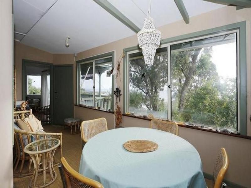 16 Hazel Avenue, Quinns Rocks WA 6030