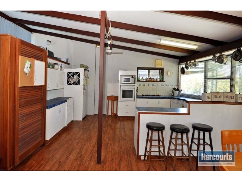 14 Shaw Road, Wanneroo WA 6065