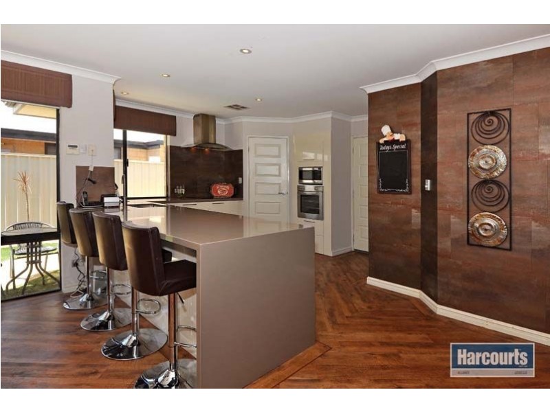 29 Turner Parkway, Carramar WA 6031