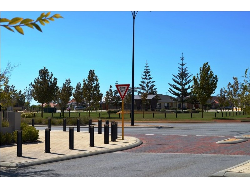 28 Klondike Approach, Butler WA 6036