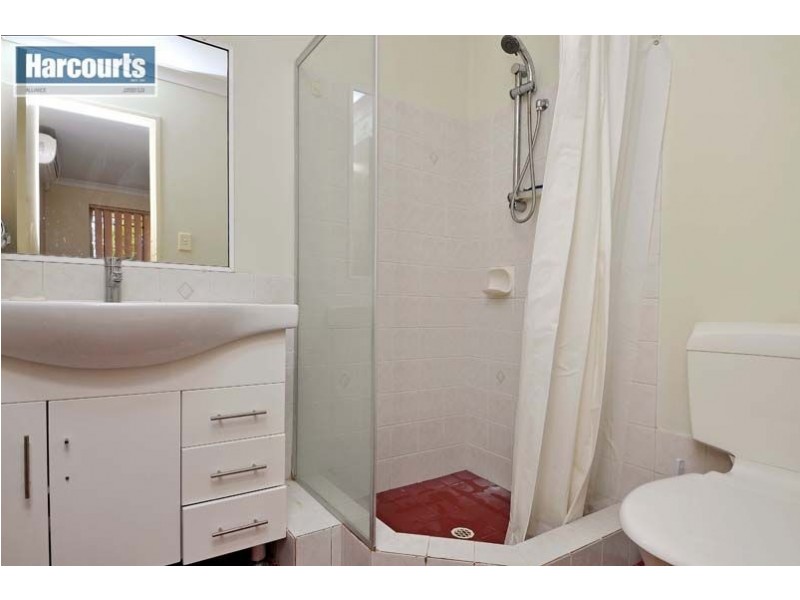 25 Littleham Loop, Quinns Rocks WA 6030