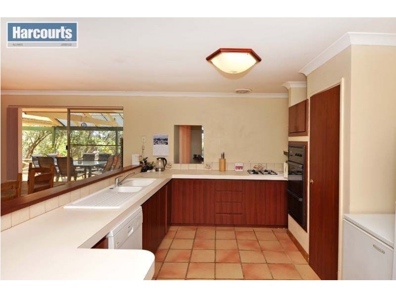 25 Littleham Loop, Quinns Rocks WA 6030
