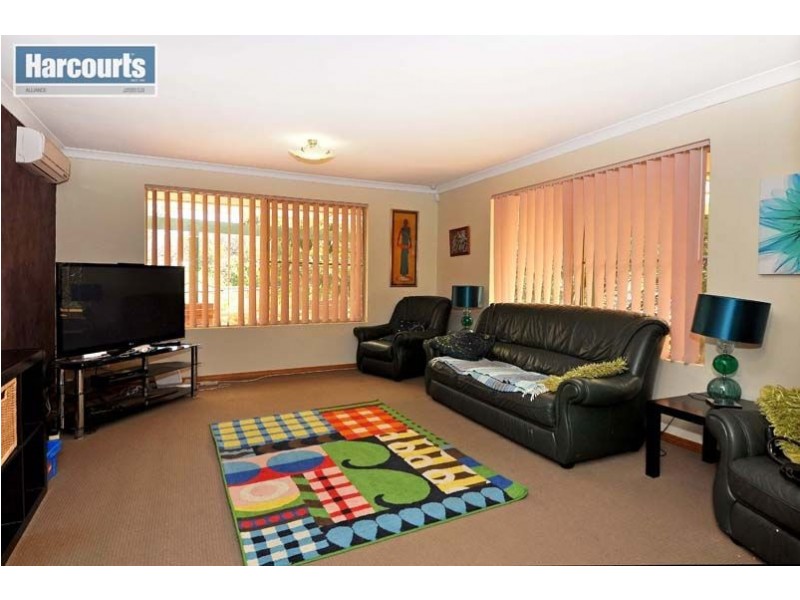 25 Littleham Loop, Quinns Rocks WA 6030