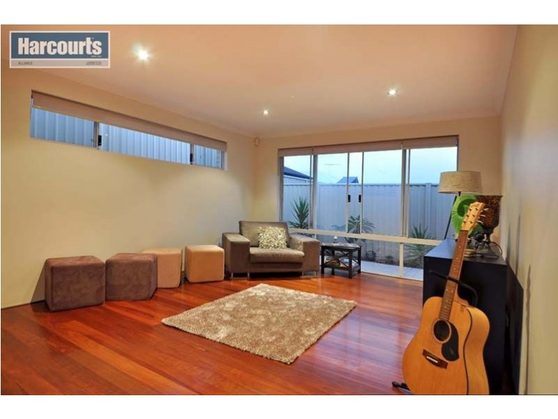 15 Dalmeny Link, Burns Beach WA 6028