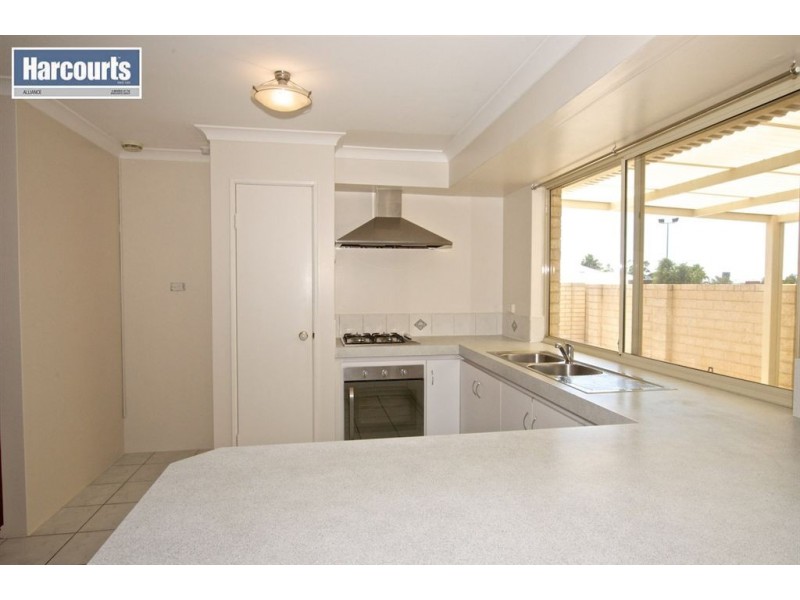 16 Mulgrave Loop, Mindarie WA 6030