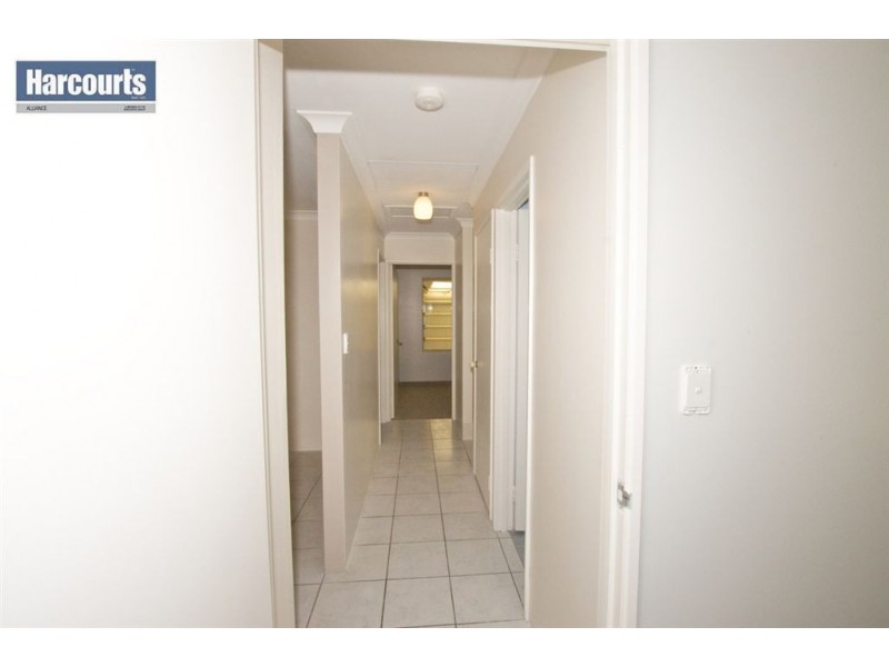 16 Mulgrave Loop, Mindarie WA 6030