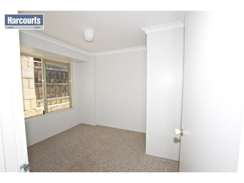 16 Mulgrave Loop, Mindarie WA 6030