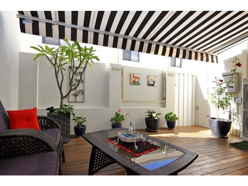 27 Glensanda Way, Mindarie WA 6030