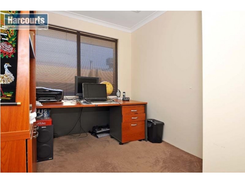 12 Bream Way, Yanchep WA 6035