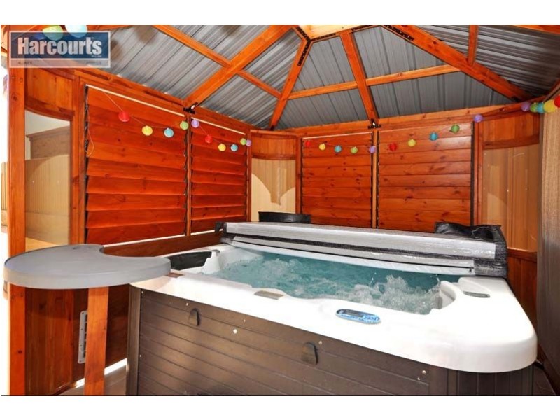 12 Bream Way, Yanchep WA 6035