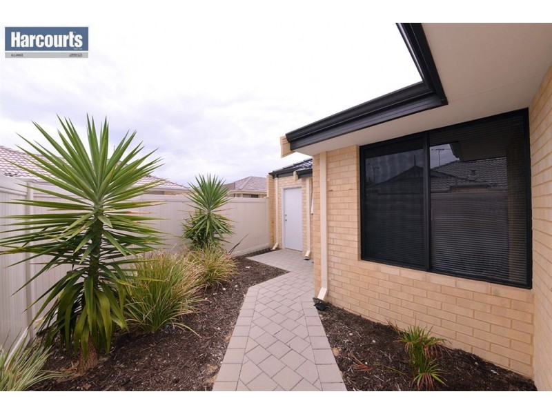 6 Garrett Way, Clarkson WA 6030