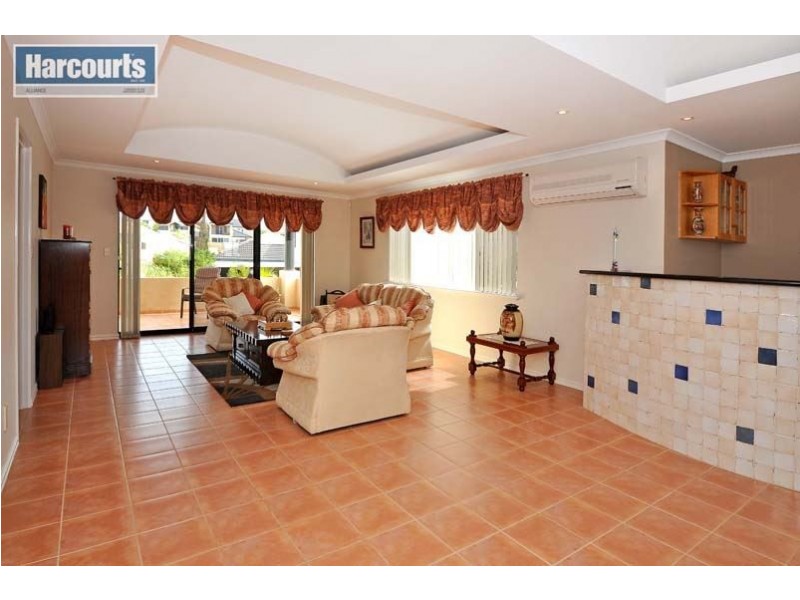 78 Limetree Circuit, Mindarie WA 6030