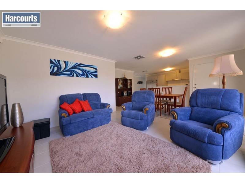 4 Garrett Way, Clarkson WA 6030