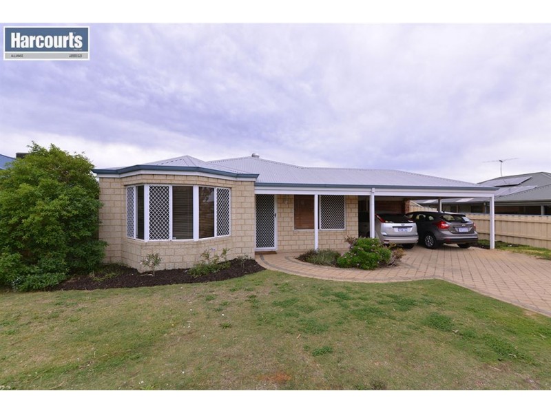 15 Lithgow Drive, Clarkson WA 6030