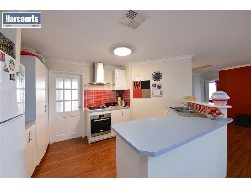 15 Lithgow Drive, Clarkson WA 6030