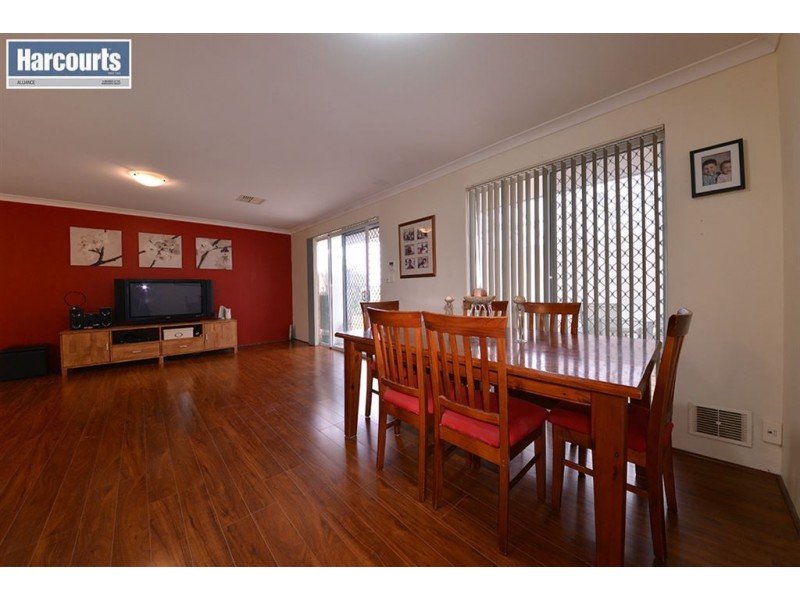 15 Lithgow Drive, Clarkson WA 6030
