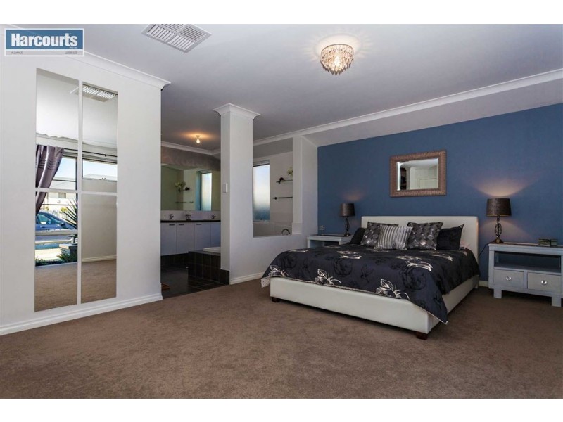 12 Helmsley Parkway, Alkimos WA 6038