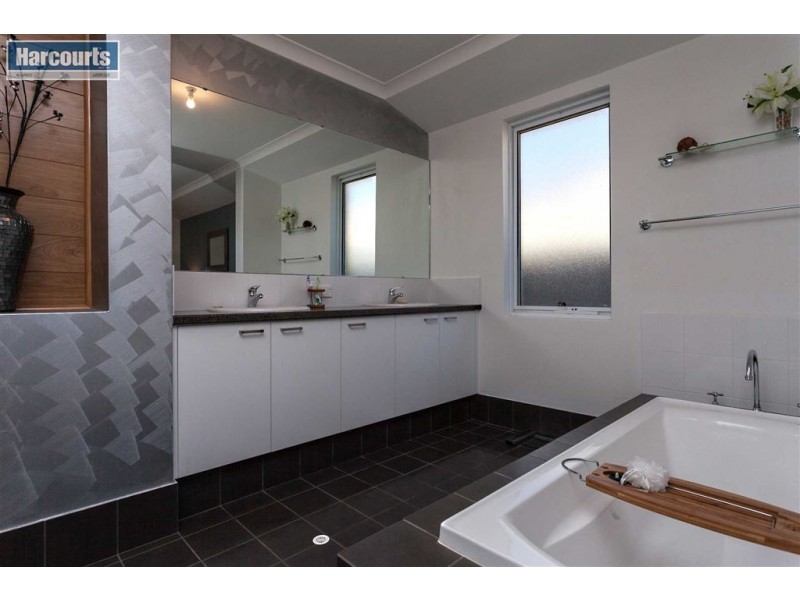 12 Helmsley Parkway, Alkimos WA 6038