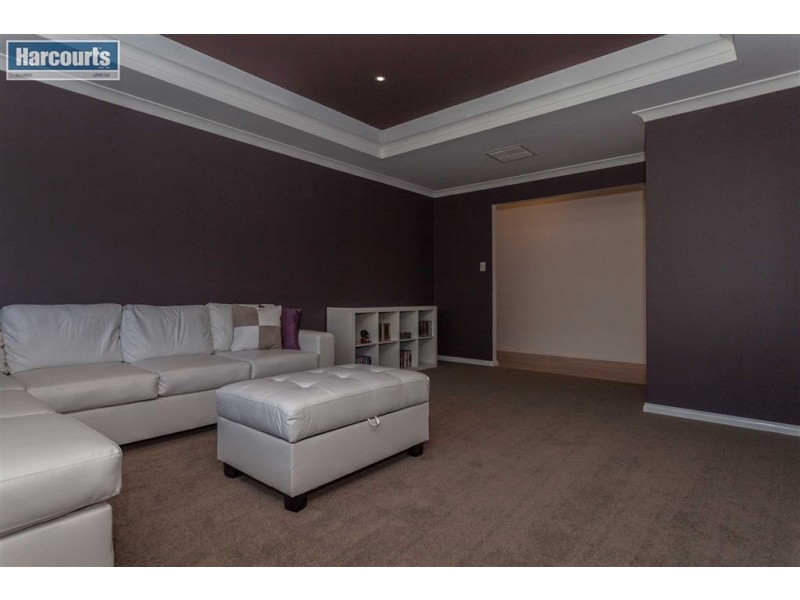 12 Helmsley Parkway, Alkimos WA 6038