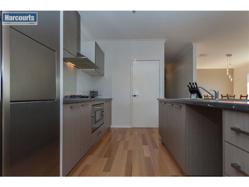 12 Helmsley Parkway, Alkimos WA 6038