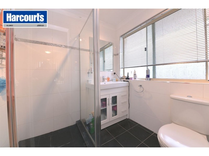 3 Stonehaven Parade, Kinross WA 6028