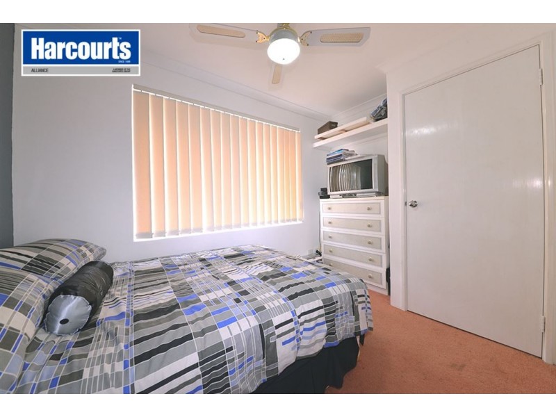 3 Stonehaven Parade, Kinross WA 6028