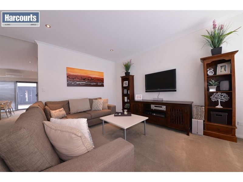 29 Gaudi Way, Clarkson WA 6030