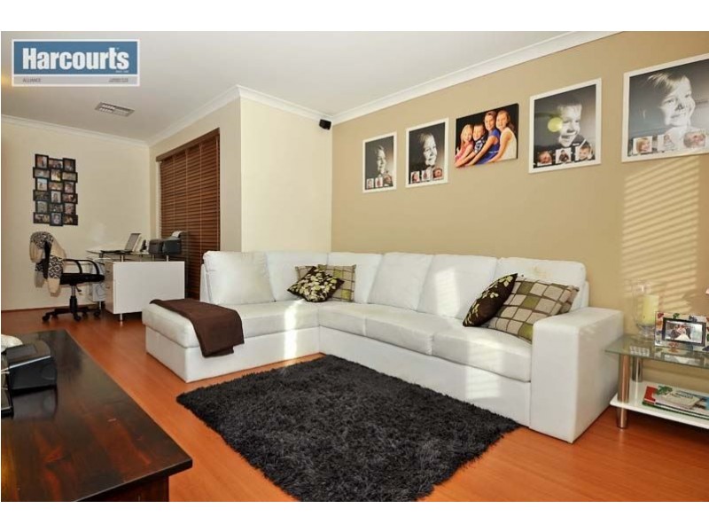 18 Kirkimbie Street, Carramar WA 6031