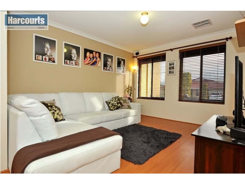 18 Kirkimbie Street, Carramar WA 6031