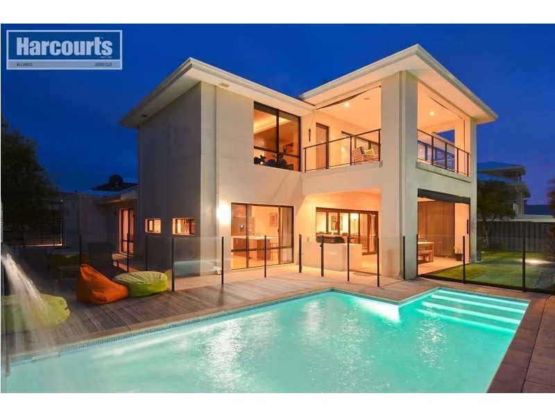 18 Catalina Place, Quinns Rocks WA 6030