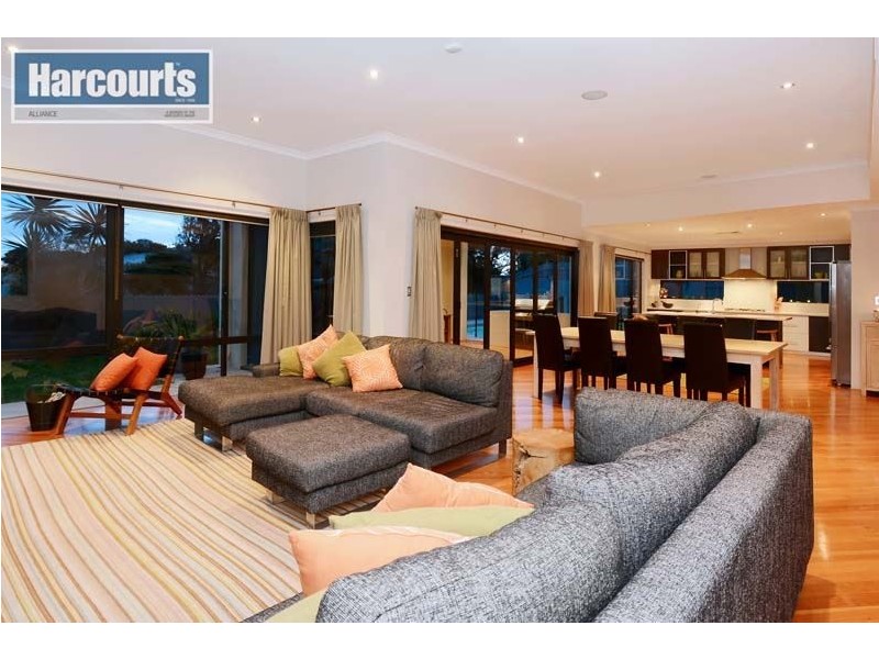 18 Catalina Place, Quinns Rocks WA 6030