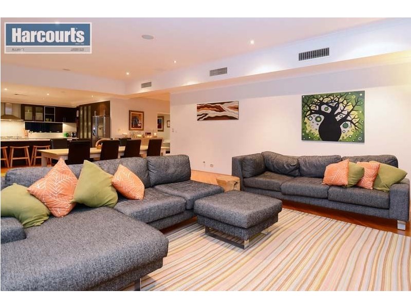18 Catalina Place, Quinns Rocks WA 6030