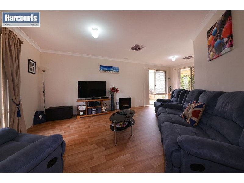 33 Haskell Gardens, Clarkson WA 6030