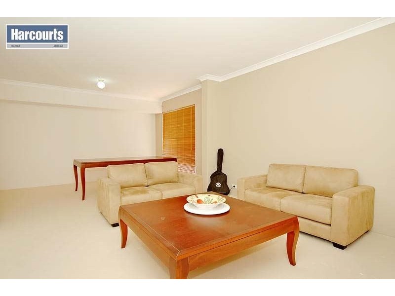 56 Dartmouth Circle, Quinns Rocks WA 6030