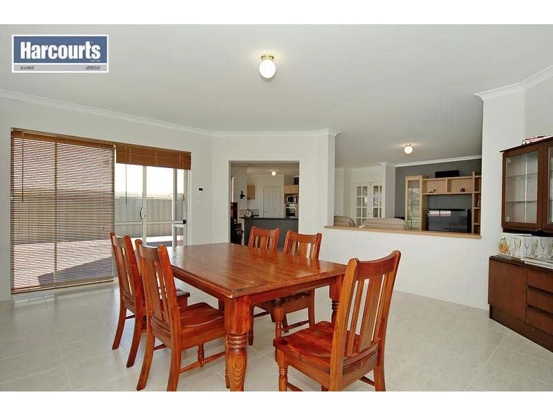 56 Dartmouth Circle, Quinns Rocks WA 6030