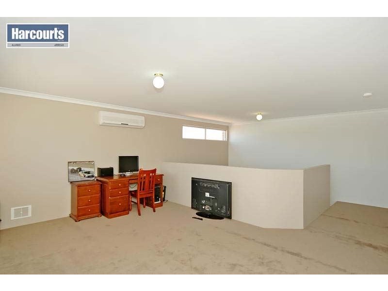 56 Dartmouth Circle, Quinns Rocks WA 6030