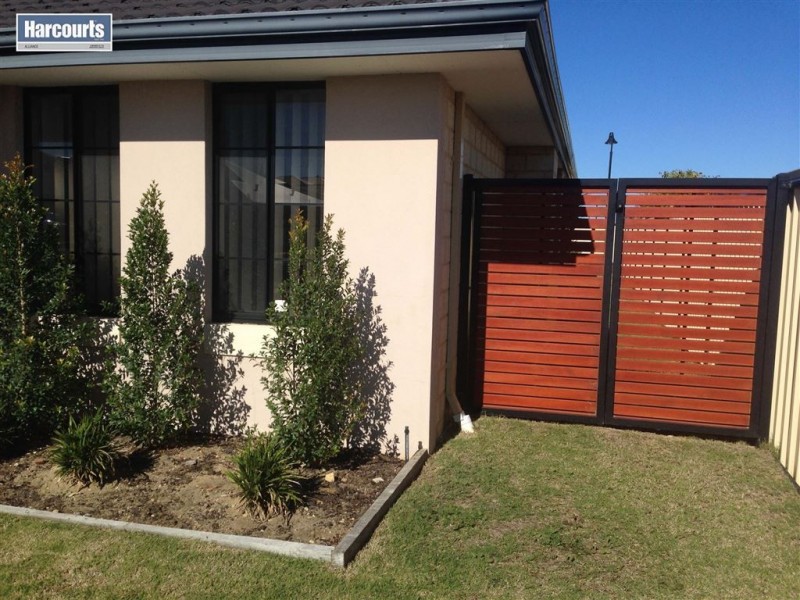 24 La Mirada Avenue, Clarkson WA 6030