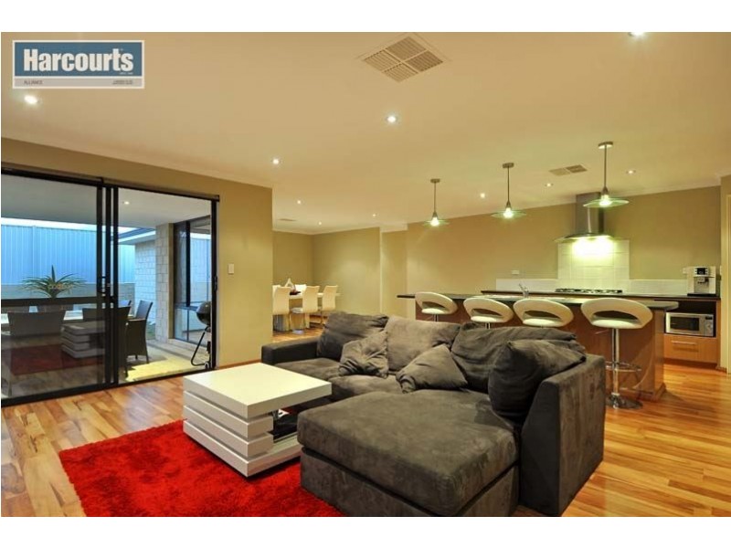 9 Gangway Turn, Alkimos WA 6038