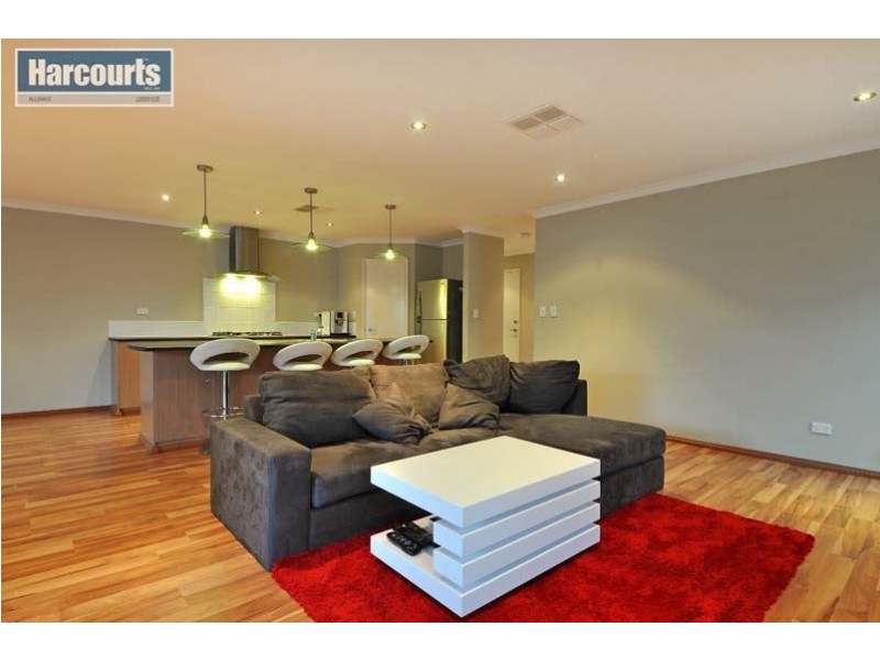 9 Gangway Turn, Alkimos WA 6038