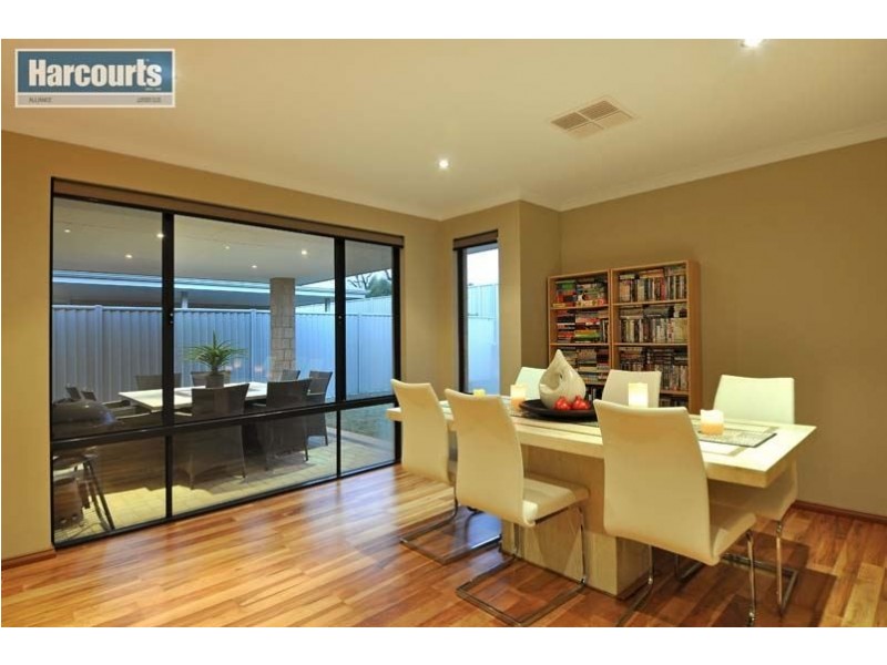 9 Gangway Turn, Alkimos WA 6038