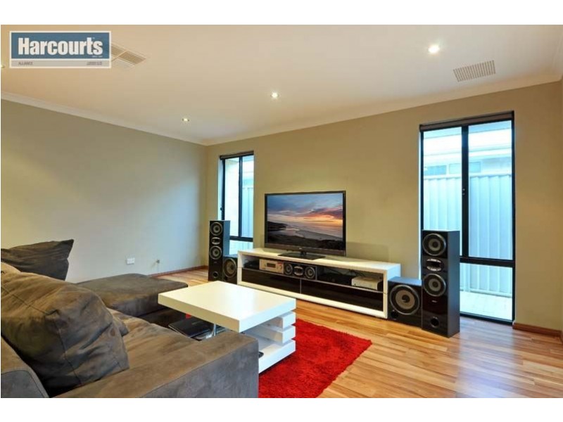 9 Gangway Turn, Alkimos WA 6038