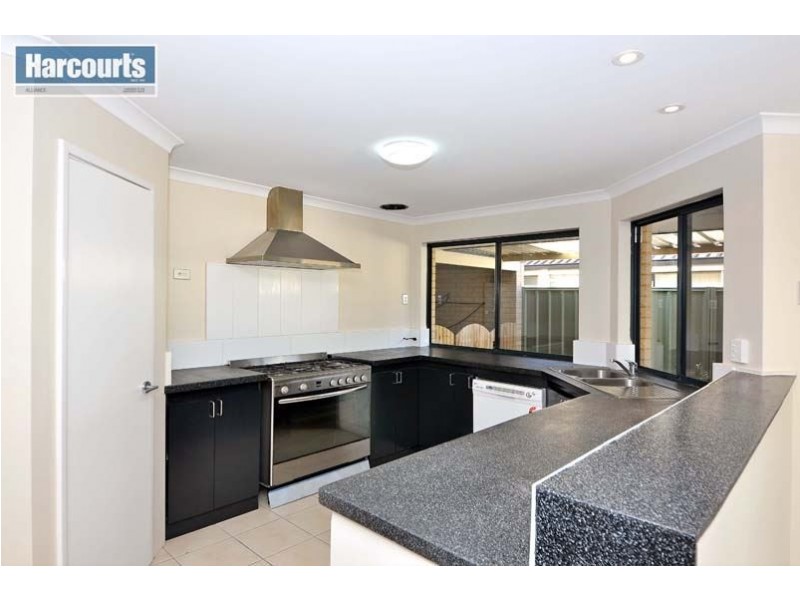 12 Tomago Way, Merriwa WA 6030