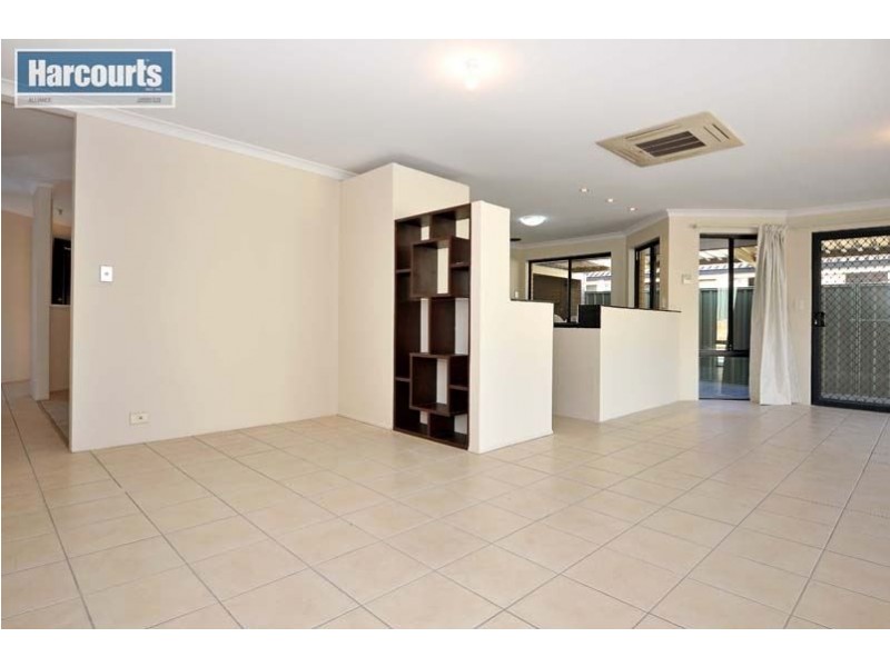 12 Tomago Way, Merriwa WA 6030