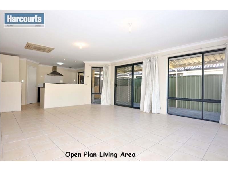 12 Tomago Way, Merriwa WA 6030