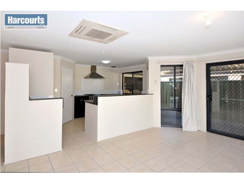 12 Tomago Way, Merriwa WA 6030