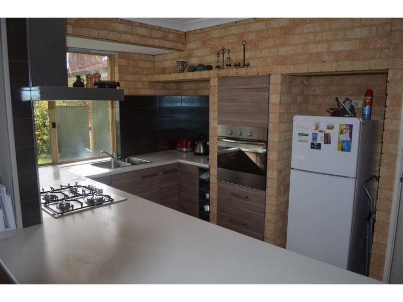 15 Castleroy Place, Connolly WA 6027