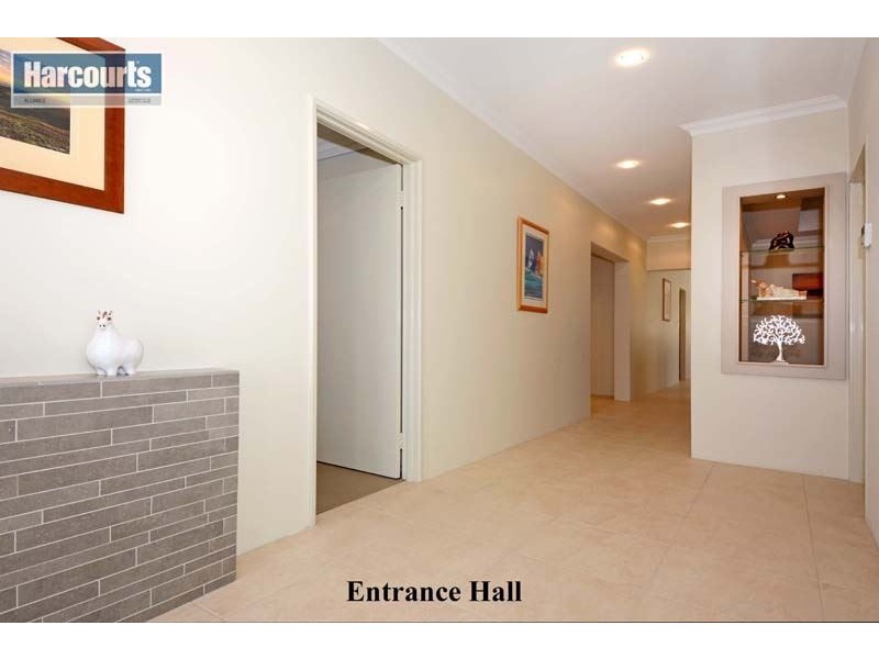 24 Riverlinks Drive, Clarkson WA 6030