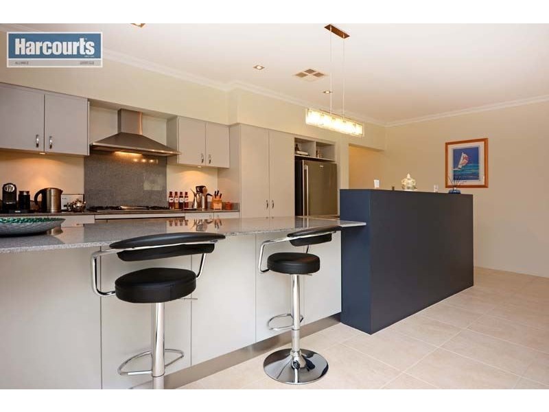 24 Riverlinks Drive, Clarkson WA 6030