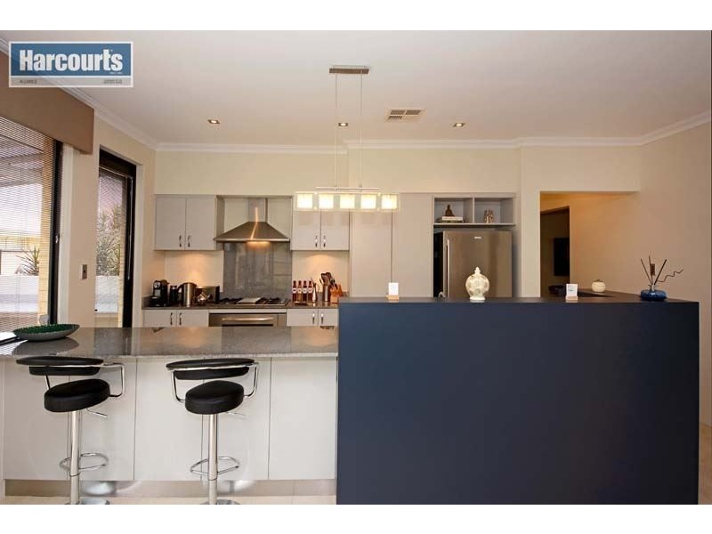 24 Riverlinks Drive, Clarkson WA 6030