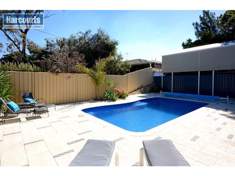 1 Greygum Crescent, Quinns Rocks WA 6030